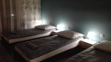 Фото номера Семейный номер с балконом Отели типа «постель и завтрак» Tropikalna Odnowa г. Fałkowo 4